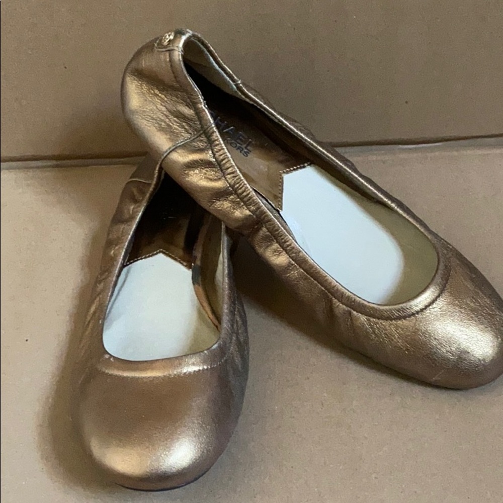 New Michael Kors flats, size 6M